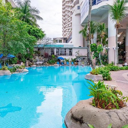 Seaview Deluxe Studio Couples Room S Танджунг-Бунга Экстерьер фото