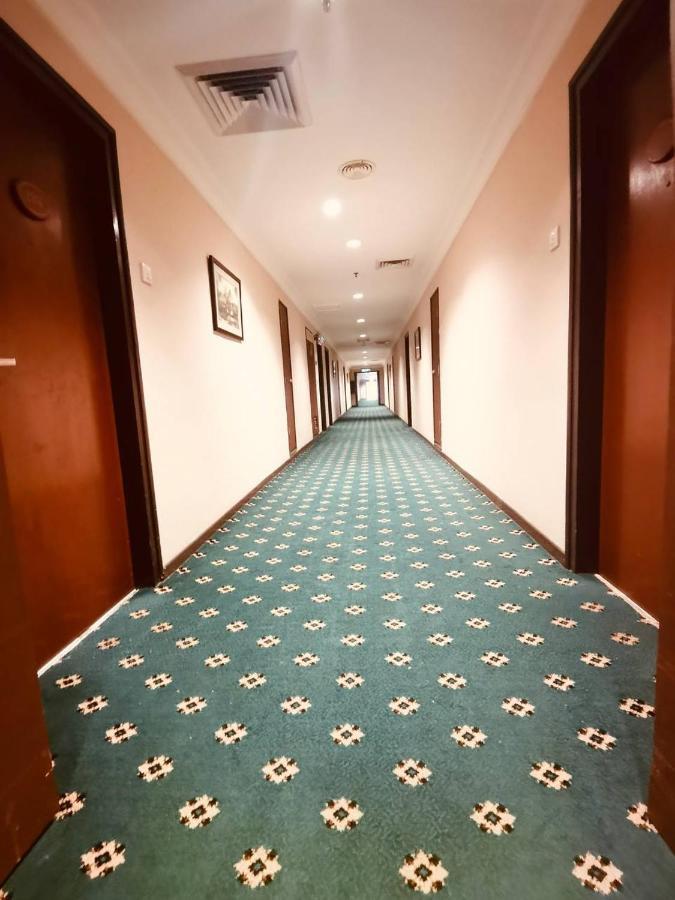 Seaview Deluxe Studio Couples Room S Танджунг-Бунга Экстерьер фото