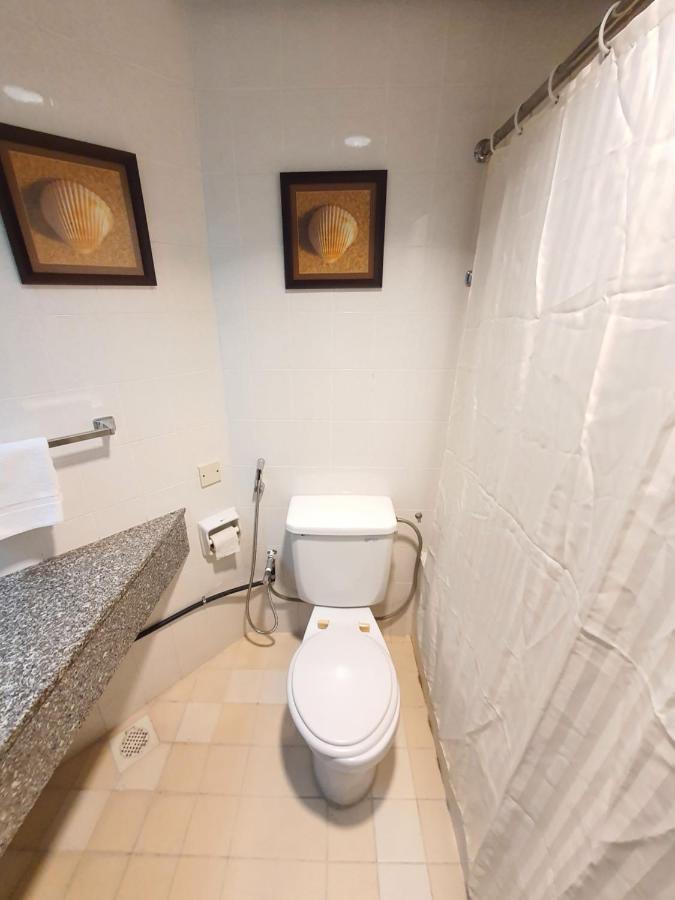 Seaview Deluxe Studio Couples Room S Танджунг-Бунга Экстерьер фото