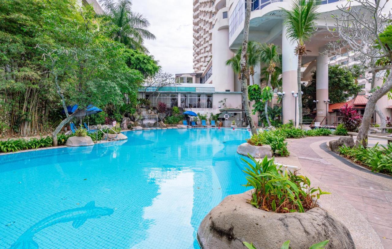 Seaview Deluxe Studio Couples Room S Танджунг-Бунга Экстерьер фото
