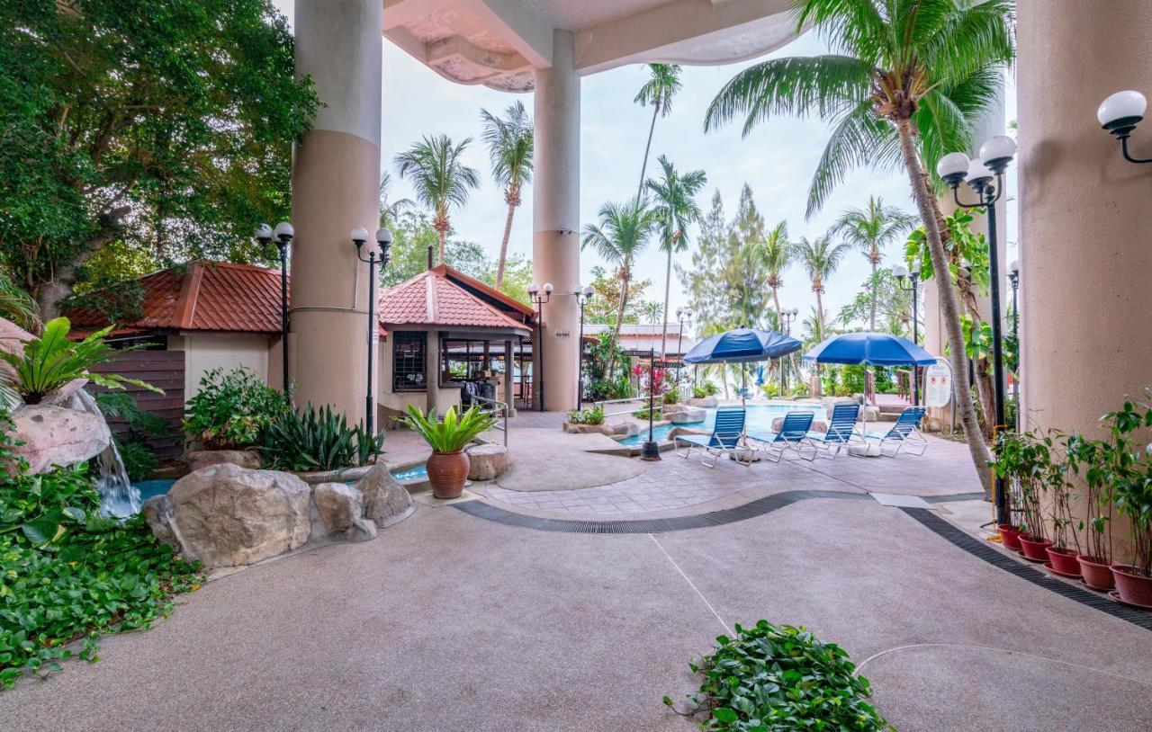 Seaview Deluxe Studio Couples Room S Танджунг-Бунга Экстерьер фото