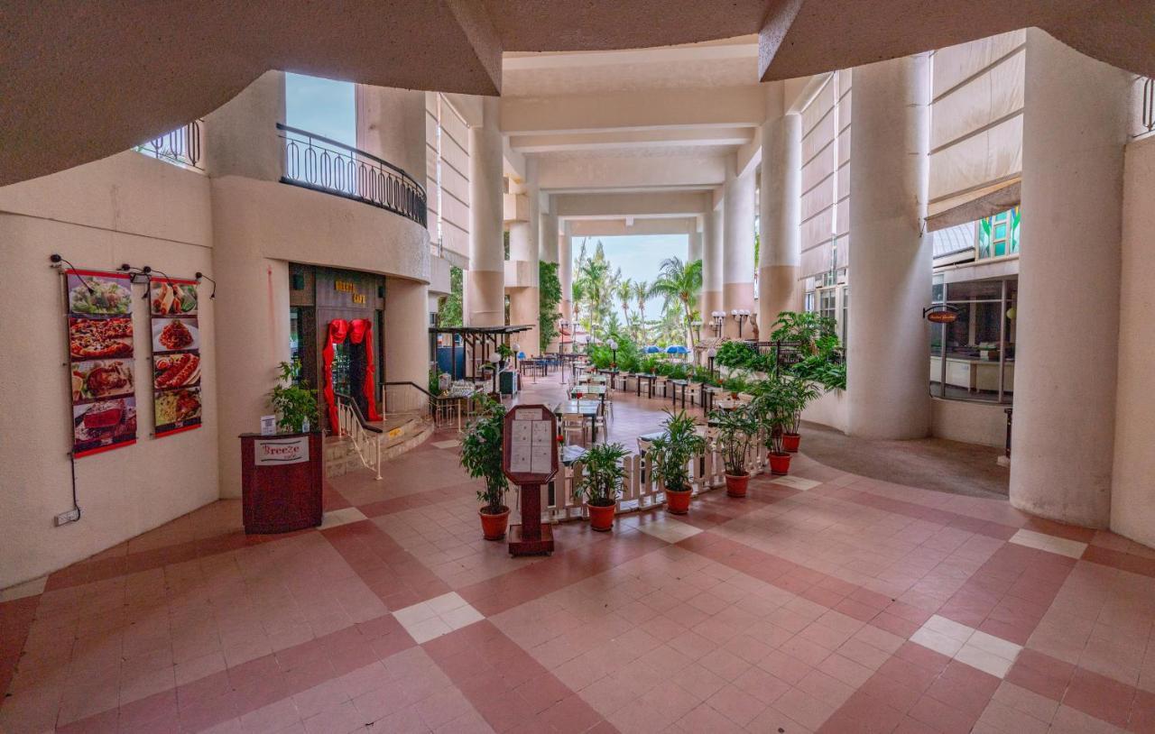 Seaview Deluxe Studio Couples Room S Танджунг-Бунга Экстерьер фото